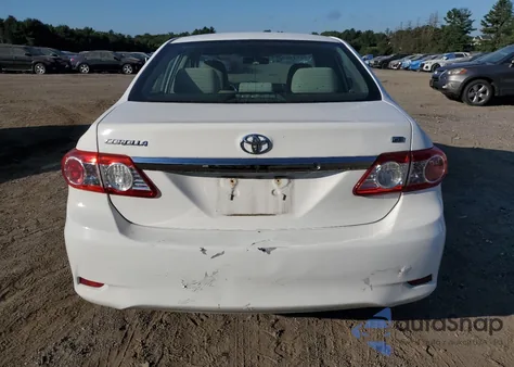 2012 Toyota Corolla Base z USA, uszkodzony, nr VIN 2T1BU4EE9CC757935